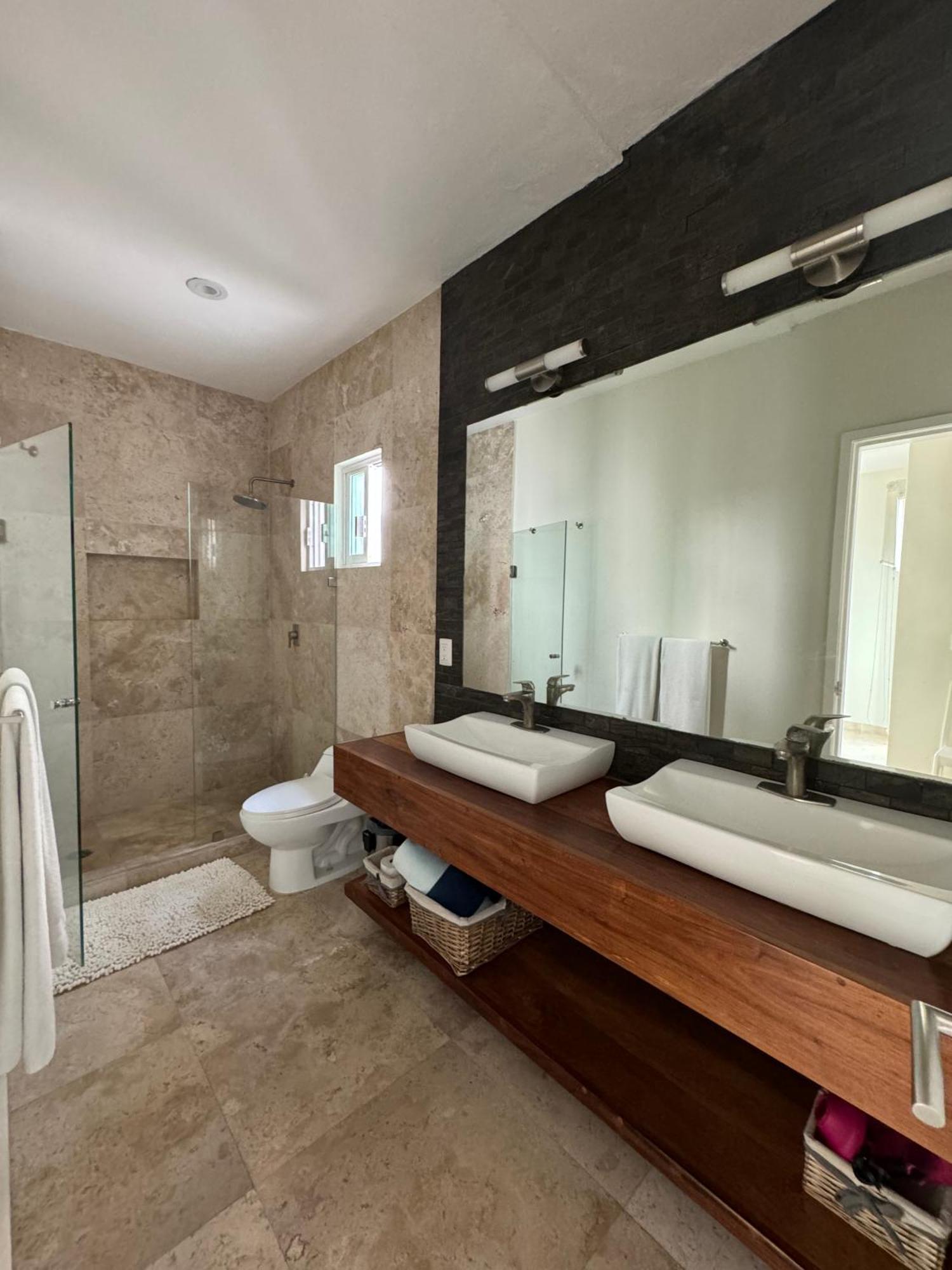 Apartamento Moderno Y Amplio Sobre 5ta Av
