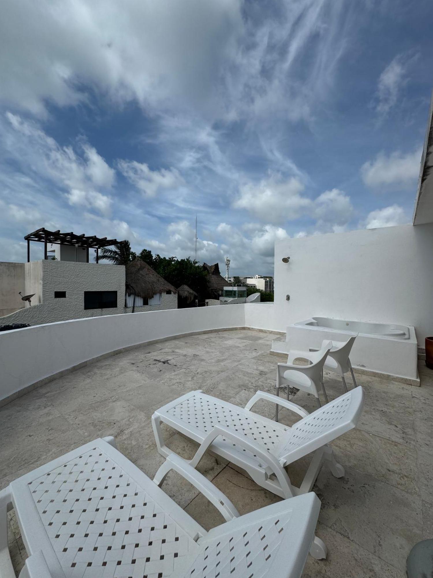 Moderno Y Amplio Sobre 5ta Av Playa del Carmen